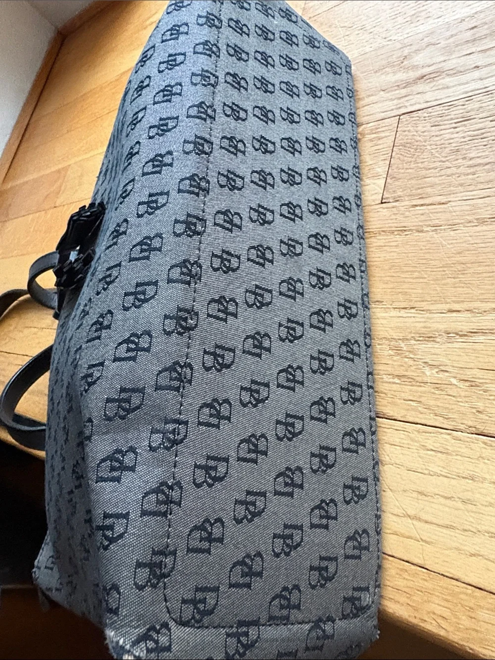 Dooney Black Patterned Tote Bag with Grommet Detail - woman’s